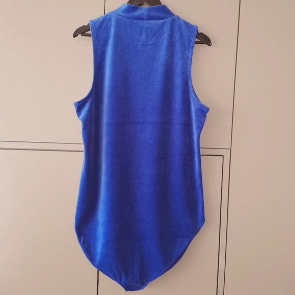 GAP Mockneck Velour Bodysuit - (XL Tall) - Picture 7 of 11